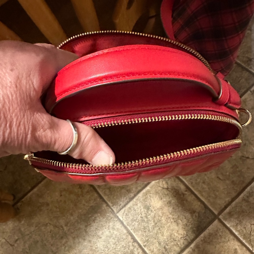 - NWT 👛❤️ Quilted COACH Crossbody/Satchel ❤️👛 - Picture 11 of 11